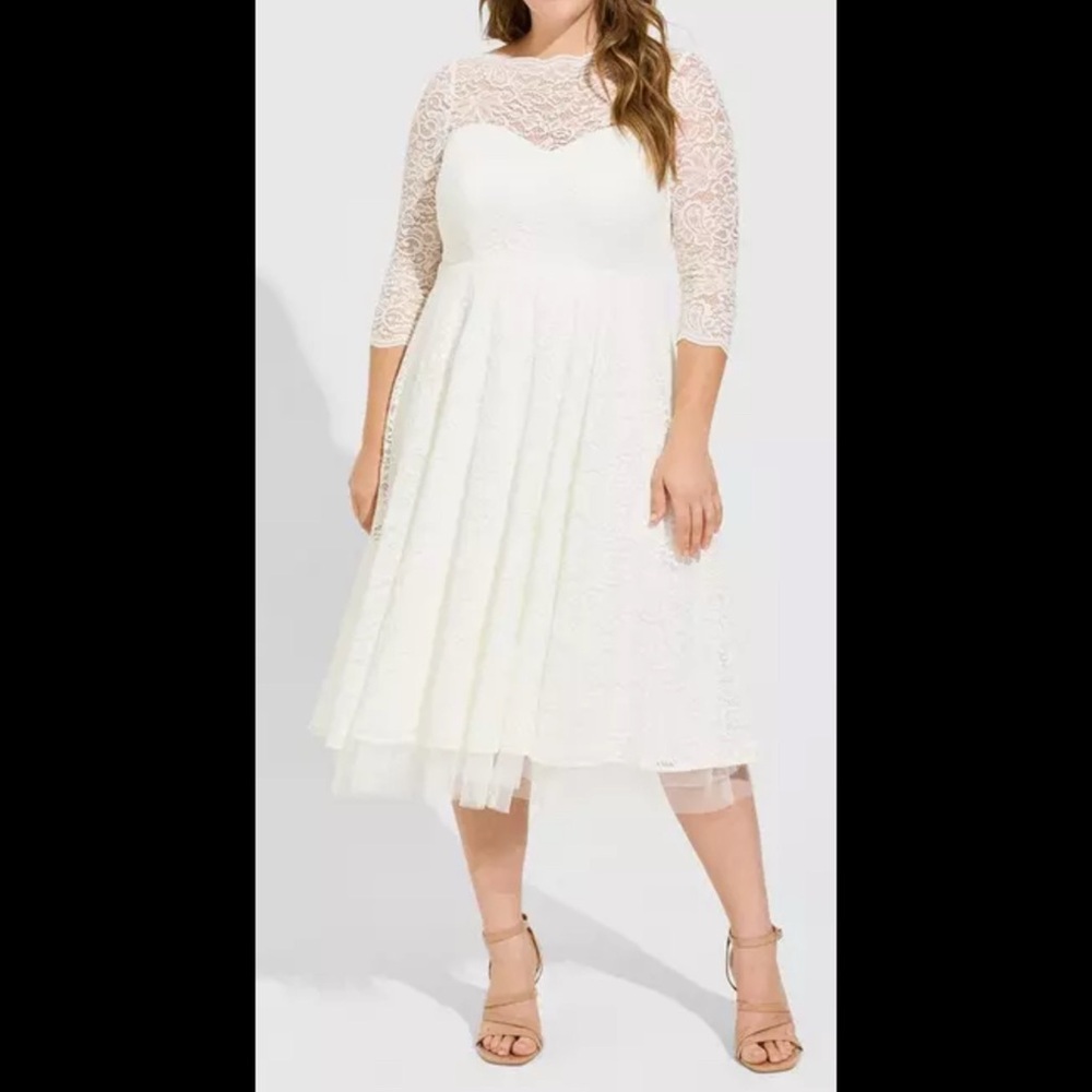 Torrid White Lace Wedding dress